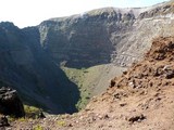 Dans le cratere vulcanique